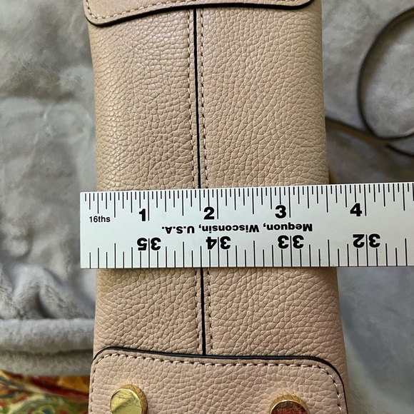 Michael Kors Mercer Beige Leather Handbag Small Satchel Crossbody Minimalist - Picture 12 of 13